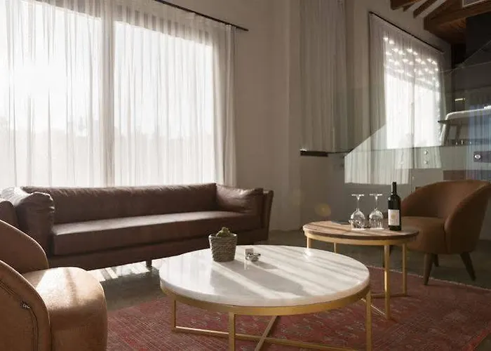 Gillham Vineyard Hotell *